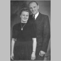 079-1112 Helmut Braun mit Freundin Gudrun im Jahre 1954. Sie wurden spaeter ein Ehepaar..jpg